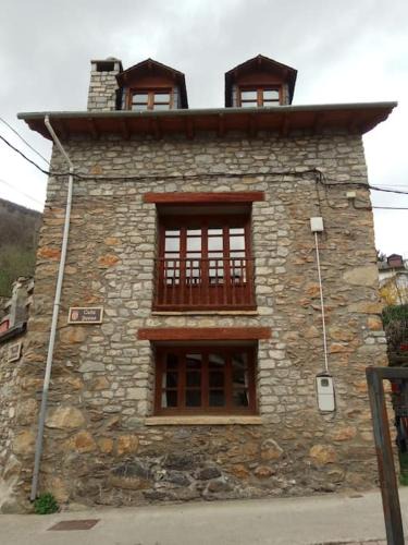 Sesue House | La Borda de Sesué