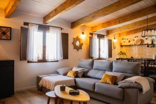 San Martin de Valdeiglesias House | La Casita de los Pájaros