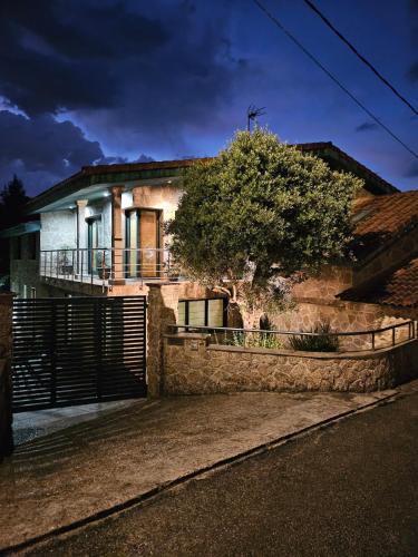 Ponteareas House | La Masía