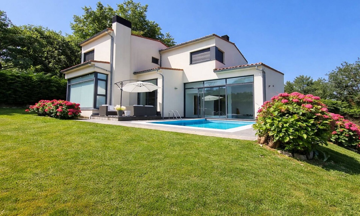 Llanes House | La Talima · Llanes · Indoor and Outdoor Pool