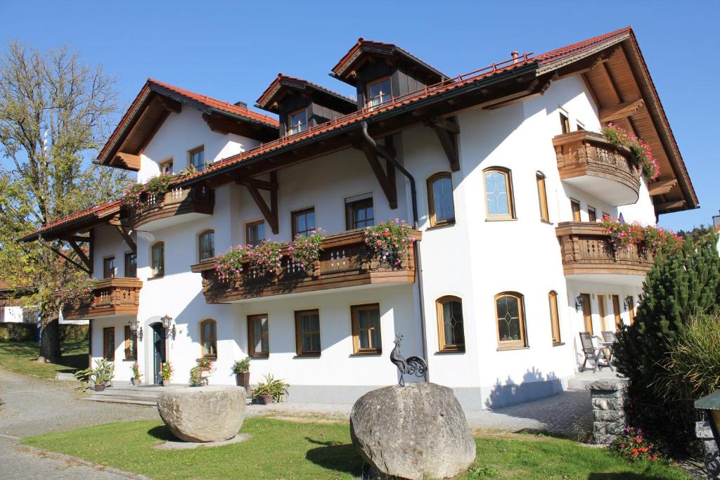Tittling Hotel | Landgasthof Schmalhofer
