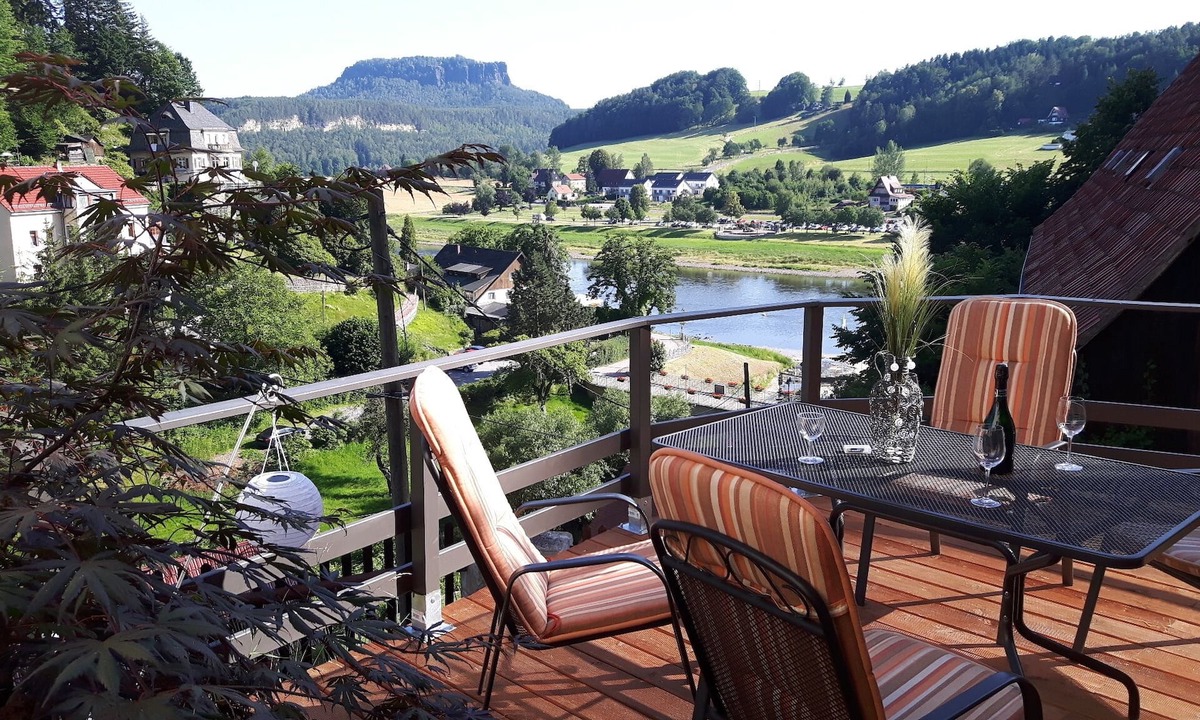 Niederrathen Apartment | Large apartment in Burghain-Rathen and terrace with Elbe view and panorama