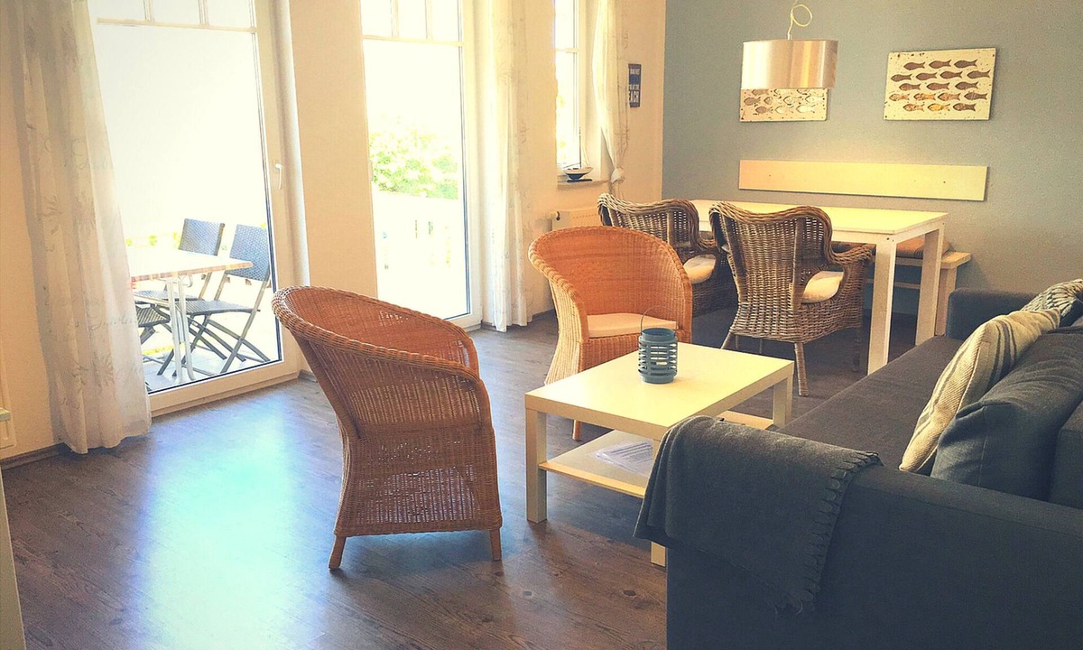 Ostseebad Kuhlungsborn Apartment | Large, bright, maritime design: FeWo "Strandhafer" - only 300m from the sea