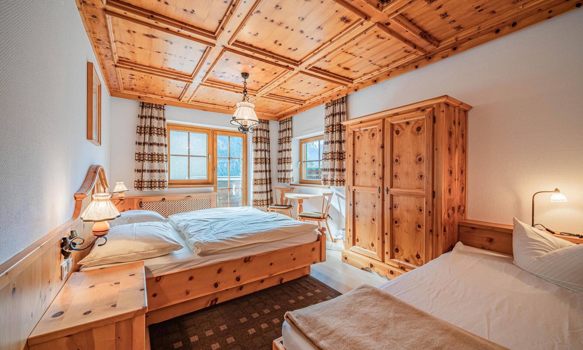 Wald im Pinzgau Apartment | Large holiday apartment combination with terrac