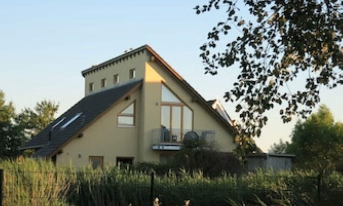Boergerende-Rethwisch House | Large house with 3 apartments, sea view and garden