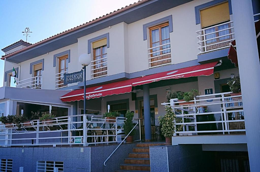Torre de Santa Maria Hotel | LAS GLORIAS