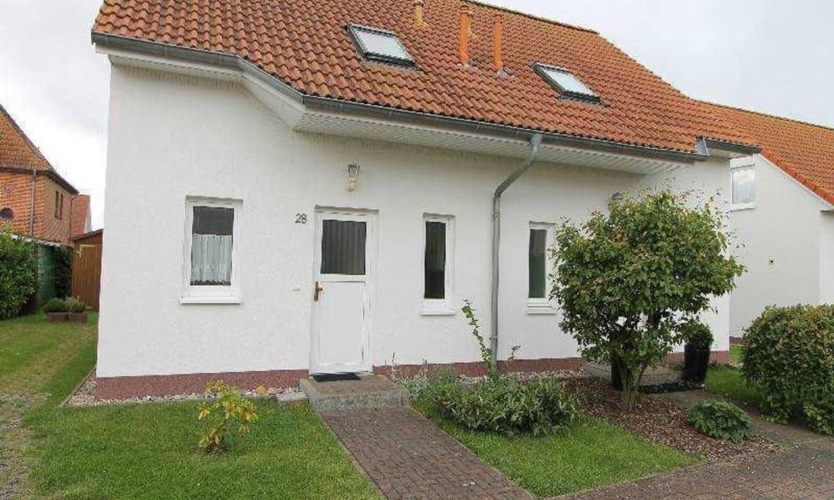 Alt Gaarz Apartment | Lighthouse Street House 28 only 150 meters from the beach