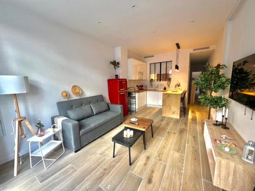 Puerta del Angel Apartment | Loft Navas A by Property