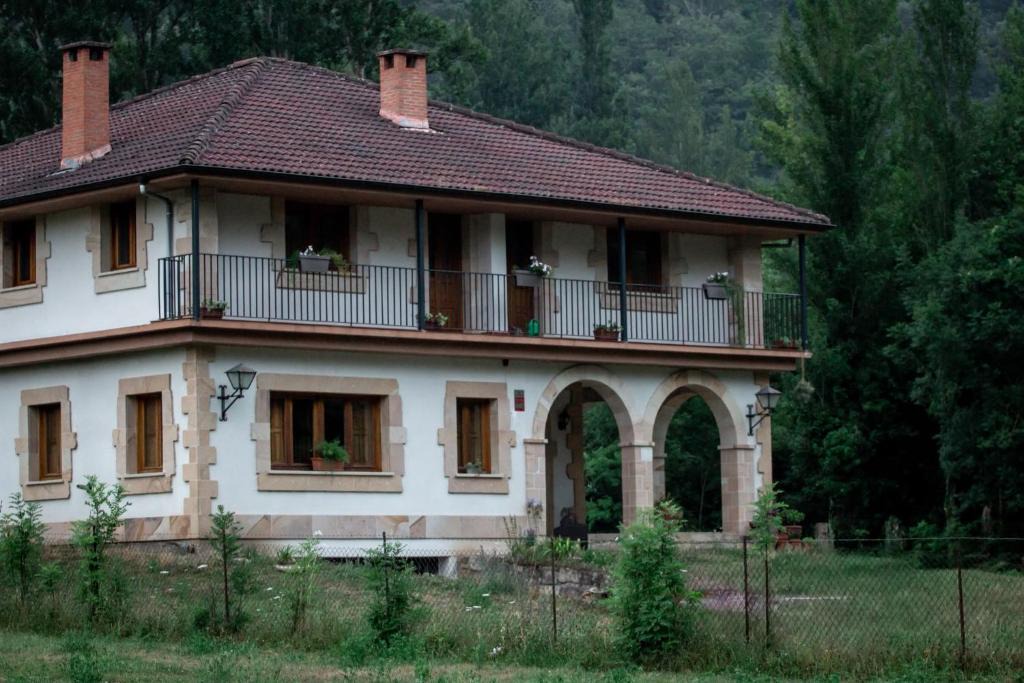 Orzales Villa | Los Jazmines de la Vega