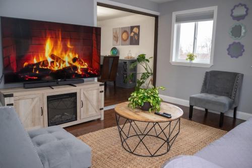 Marlborough House | Lovely Home, centrally located!