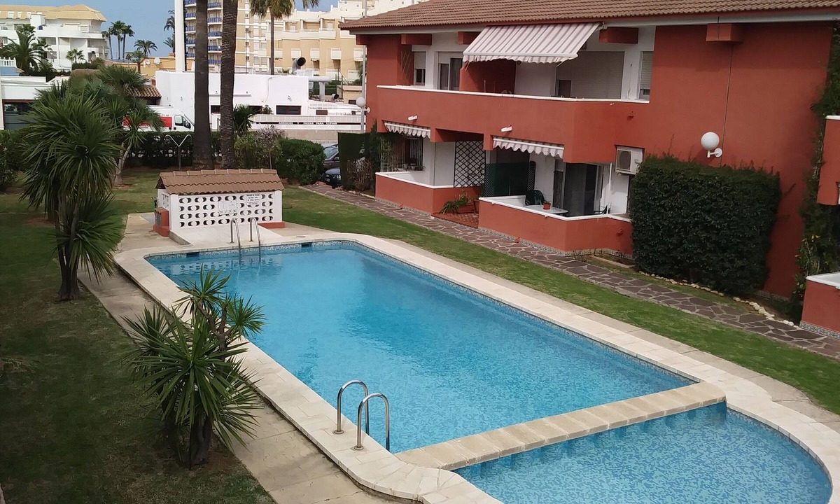 Denia Apartment | Lovely modern apartment ,A/c Bedrooms ,Fully equipped ,Pool & Safe sandy beach .