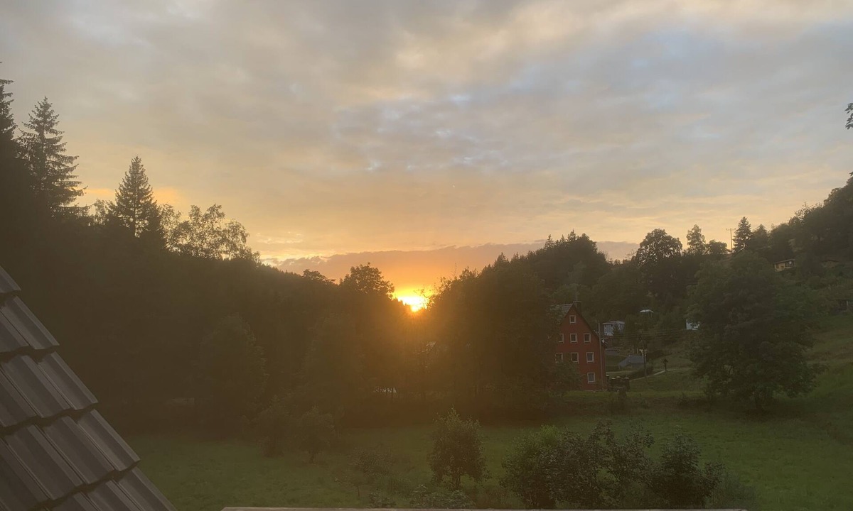 Schmiedeberg Apartment | Lovingly furnished vacation apartment with balcony and terrace in the Eastern Ore Mountains