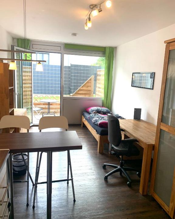 Regensburg Apartment | Luxurious Apartment , Next to University& WIFI, Free Parking, Bed&Matress