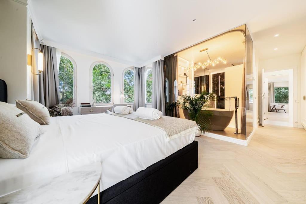 Puerto Banus Apartment | Luxury apartment in Puerto Banus La Alcazaba