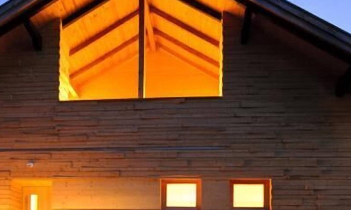 Regen Apartment | Luxury chalet with a balcony, hot tub, and sauna