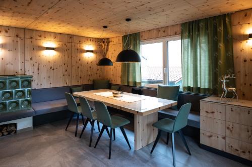 Achenkirch Ski Chalet | Luxury Eco-Chalet Pino Achensee - hiking, biking & ski-in, ski-out