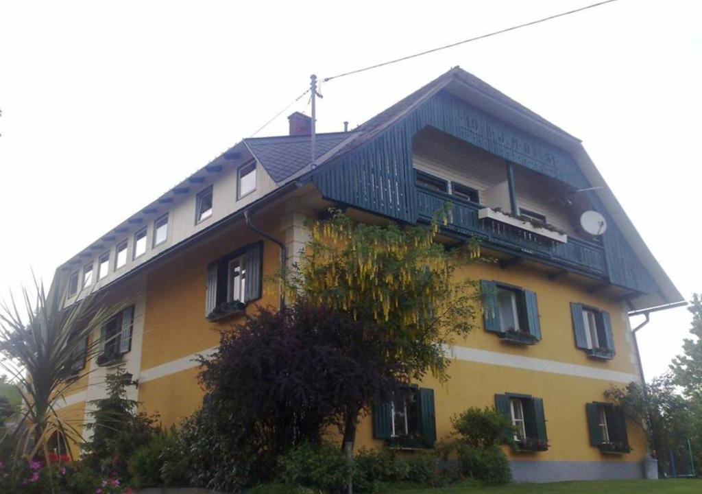 Straßburg House | Madritschhof