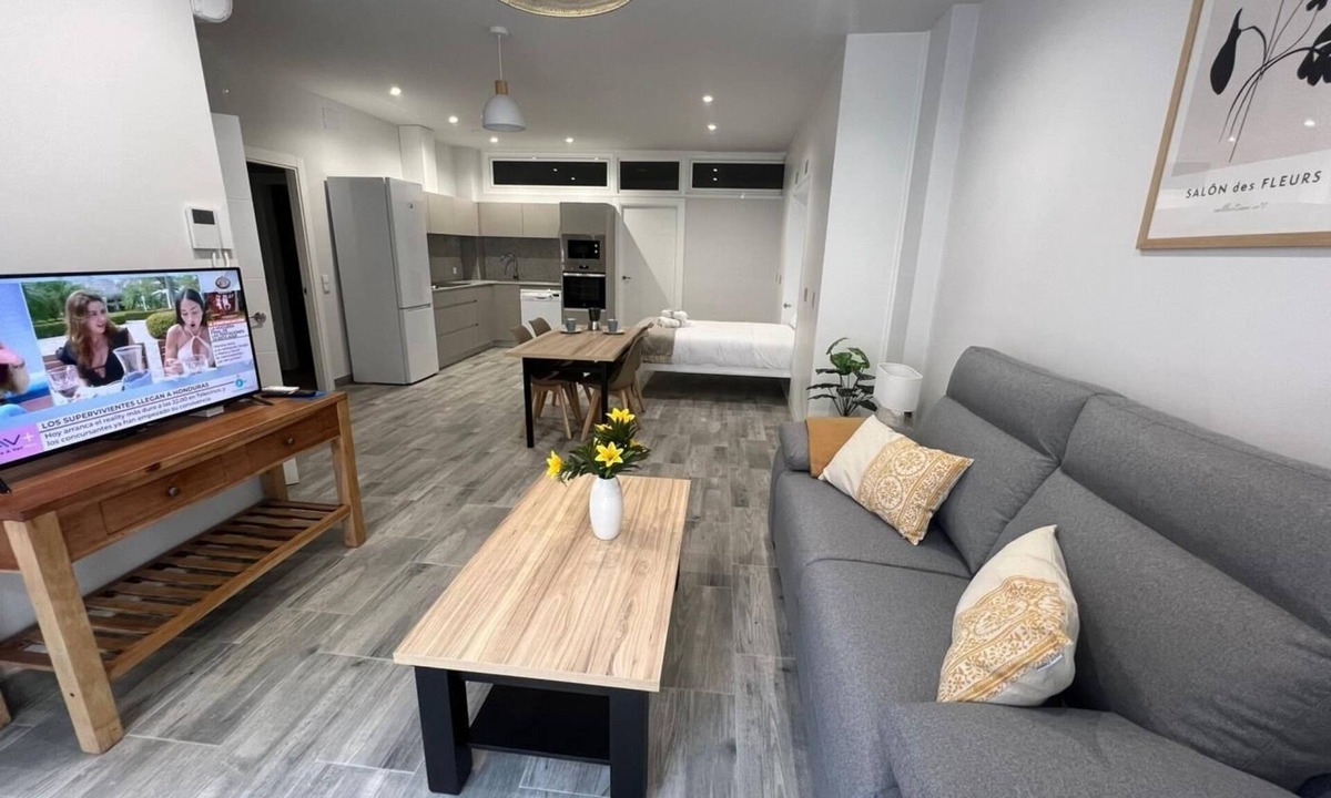 Logrono Apartment | Manzanera Azul LIVING COLOURS