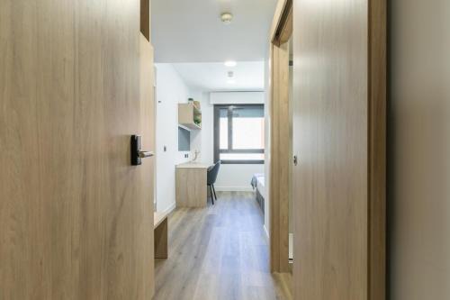 Fuencarral Other | Micampus Estrada 11 Student Residence