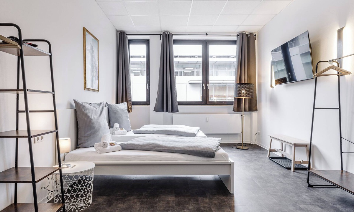 Altstadt - Sankt Lorenz Hostel | MidTown Nuernberg XXL- in the heart of Nuremberg's city center