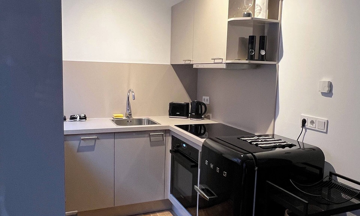 Bayreuth Apartment | Modern 1-room apartment in a historic setting next to the New Palace