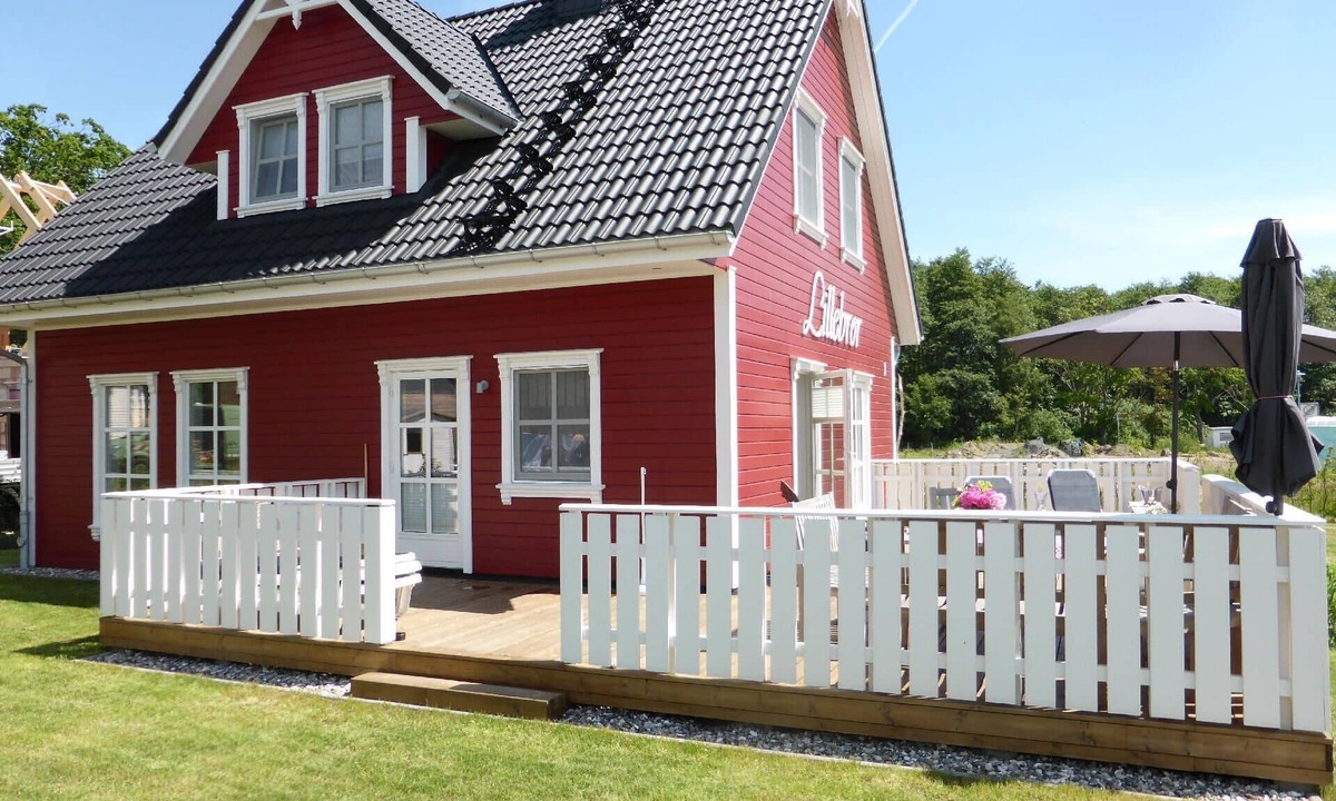 Juliusruh House | Modern and comfortably furnished holiday house with a sauna, near the Baltic Sea beach