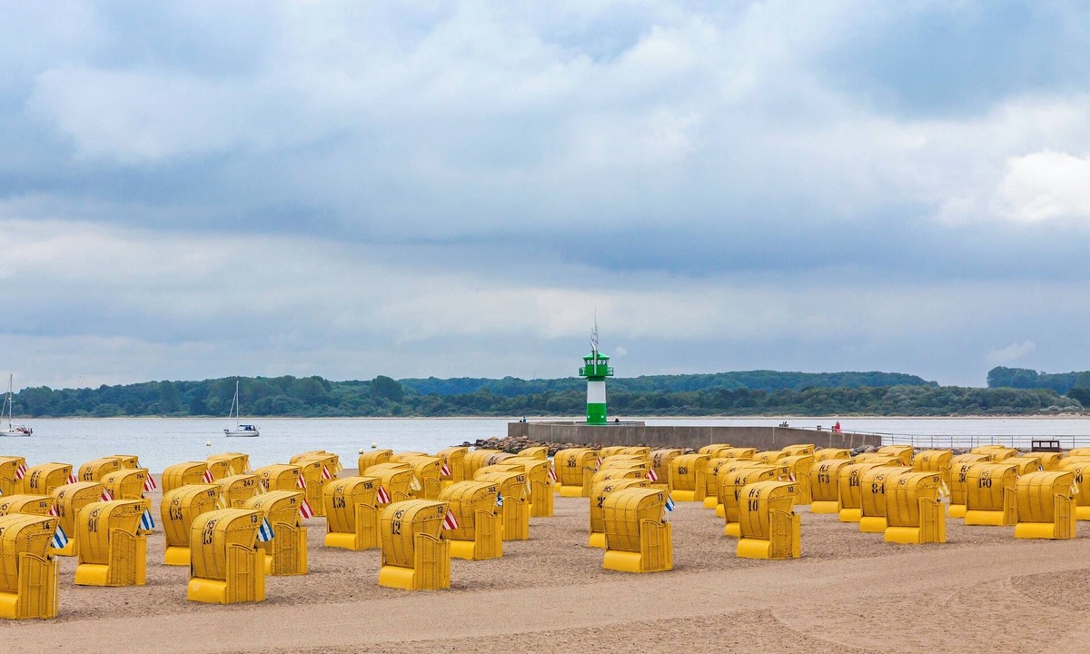 Travemuende Apartment | Modern apartment with terrace, private parking and sea view in Travemünde