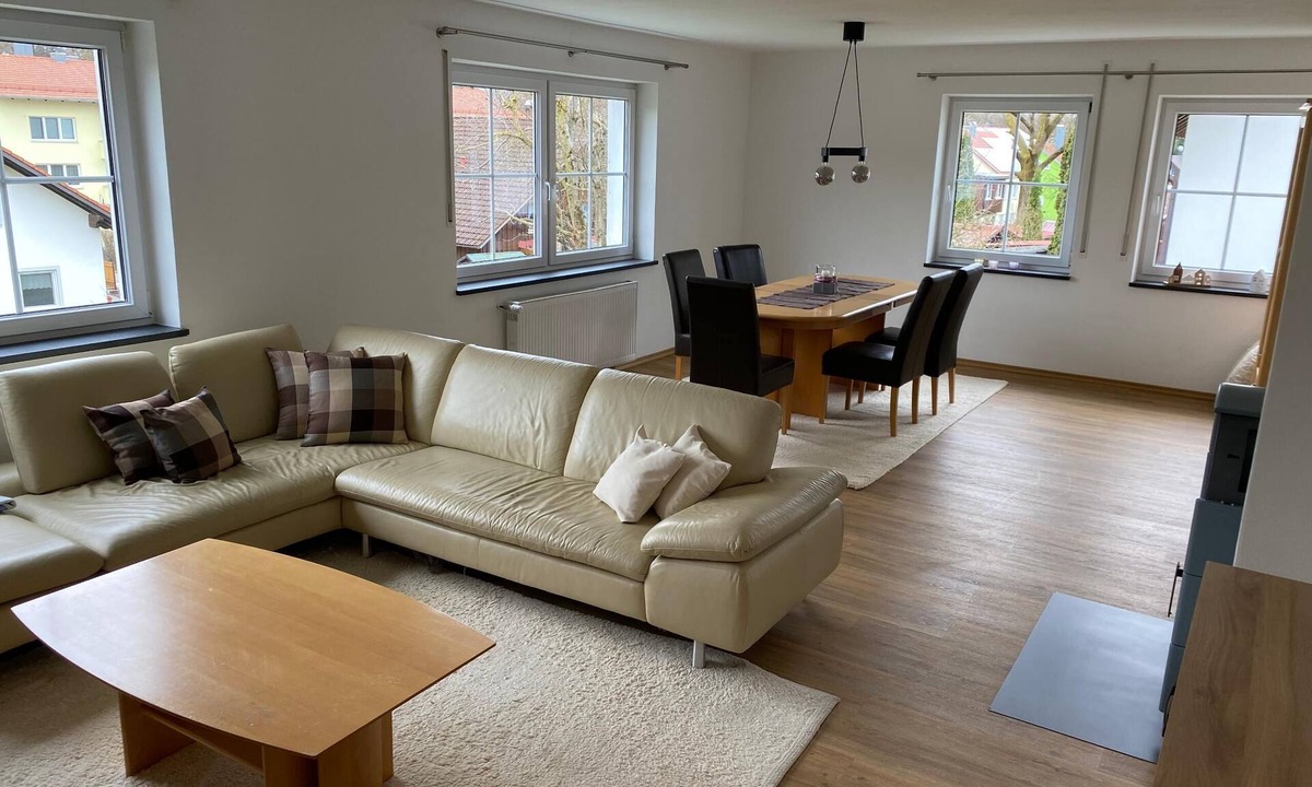 Furth im Wald Apartment | Modern basement apartment for 5 people