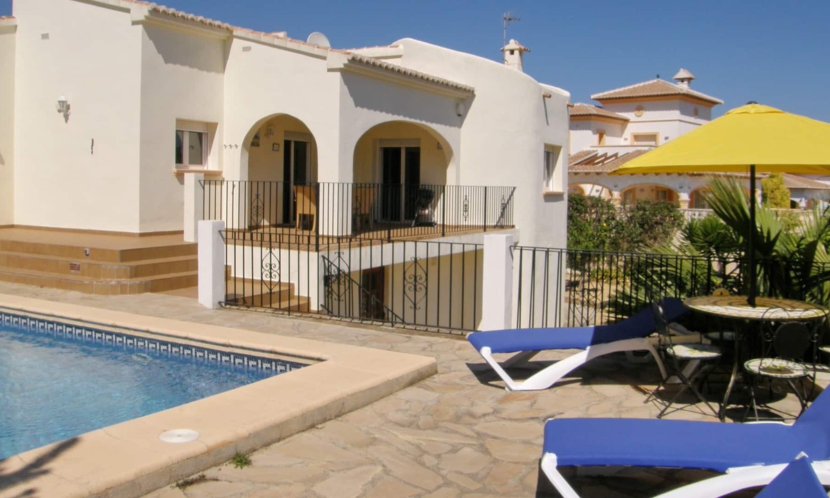 Benimeit Villa | Modern, spacious villa in enclosed and secluded garden and private pool
