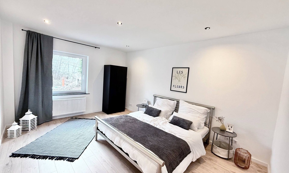 Neheim Apartment | Modern vacation apartment in the heart of Neheim - ideal for families & business guests