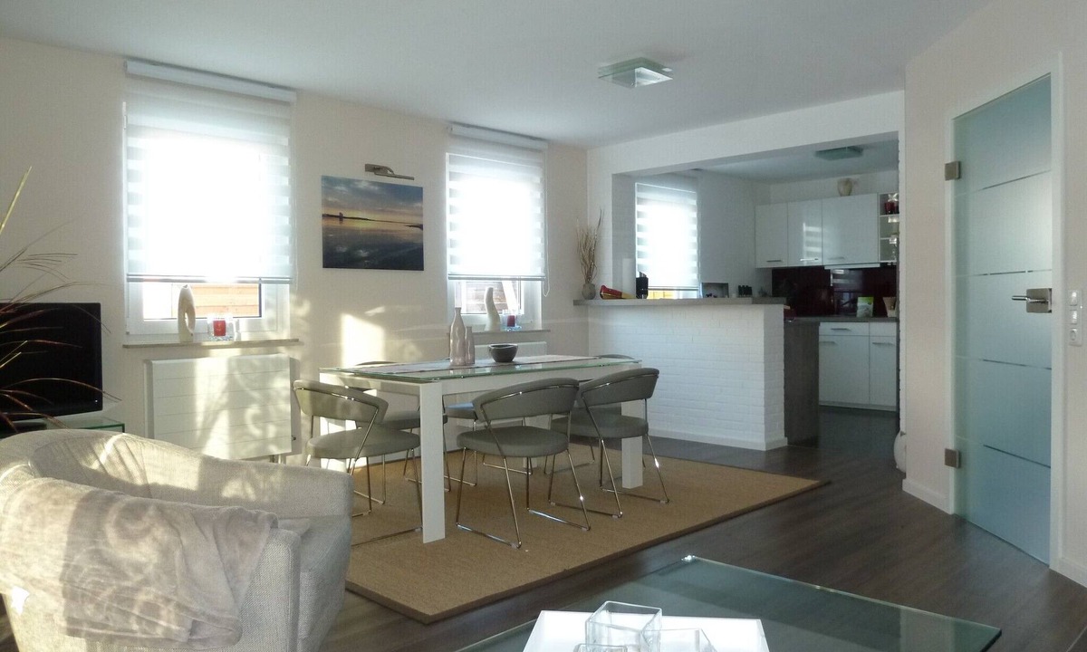 Ratekau House | Modern vacation home -fireplace-sauna-wellness-nature-Baltic Sea-quiet-3 bedrooms