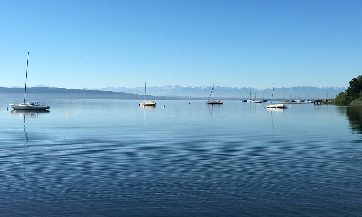 Utting am Ammersee House | Modern vacation home near the lake (3 minutes' walk) - Family-friendly
