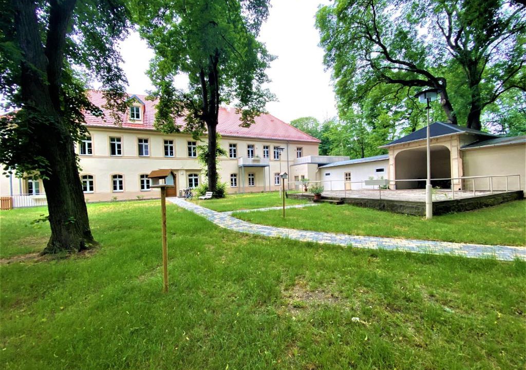 Oschatz Apartment | Moderne Gästewohnung "Am Weinberg" am Stadtpark