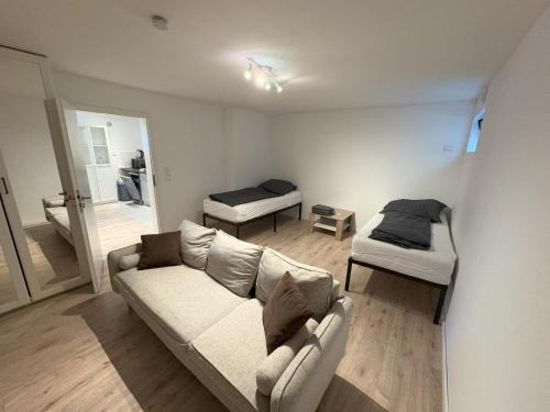 Bad Oldesloe Apartment | Modernes 2 Zimmer Souterrain Apartment - zentral - nahe Hamburg & Lübeck