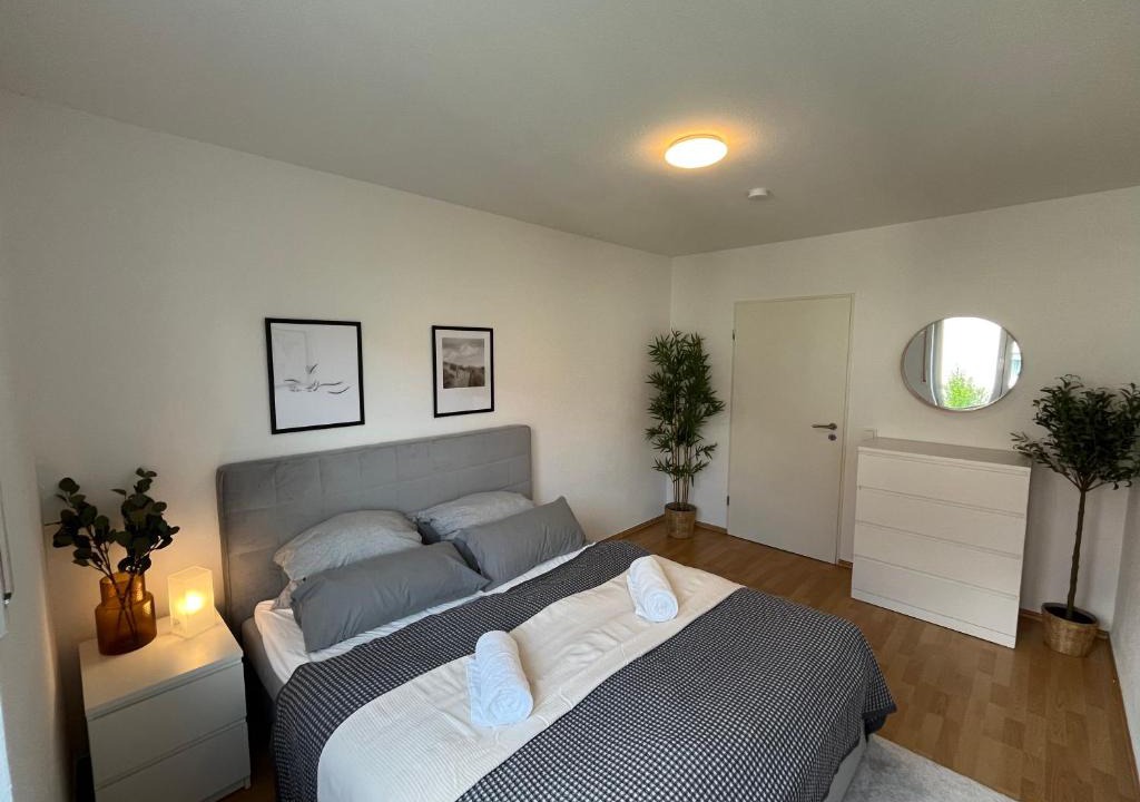 Strehlen Apartment | Modernes Apartment mit Balkon nähe Zentrum