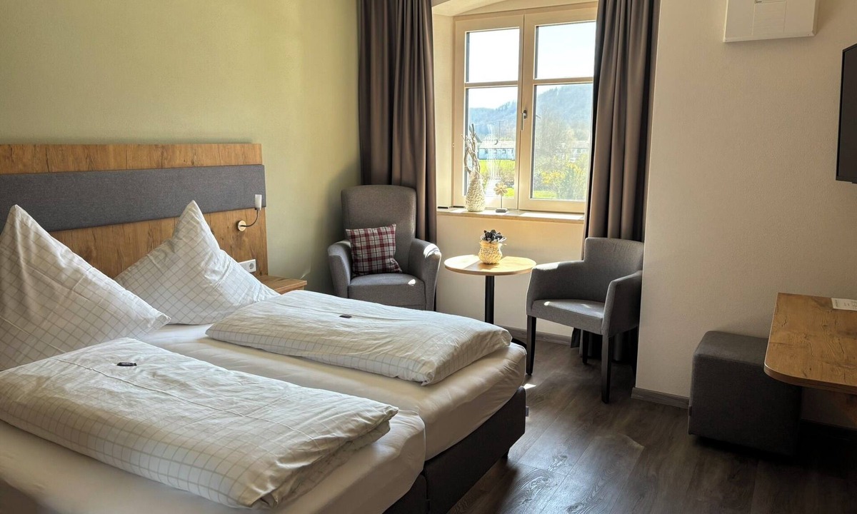 Riedenburg Apartment | Modernes Doppelzimmer mit Kostenfreiem Wlan