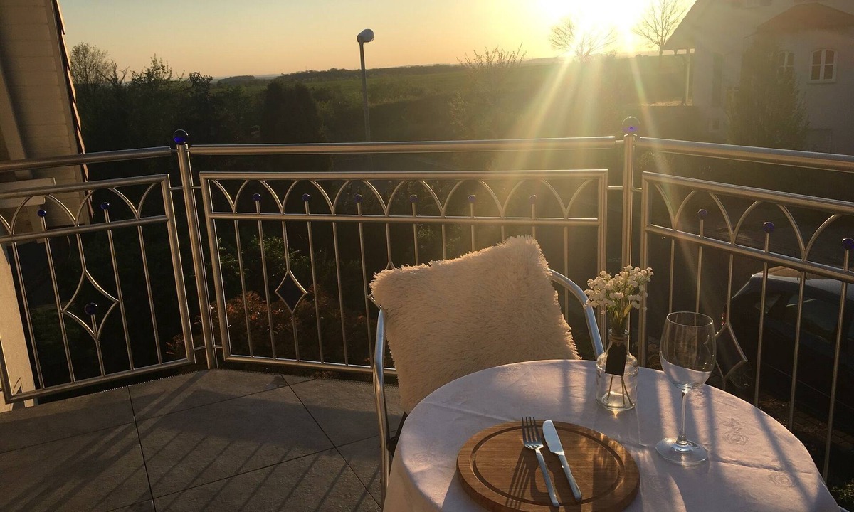 Oberschwarzach Apartment | Modernes großzügiges Appartement mit Fußbodenheizung und Balkon