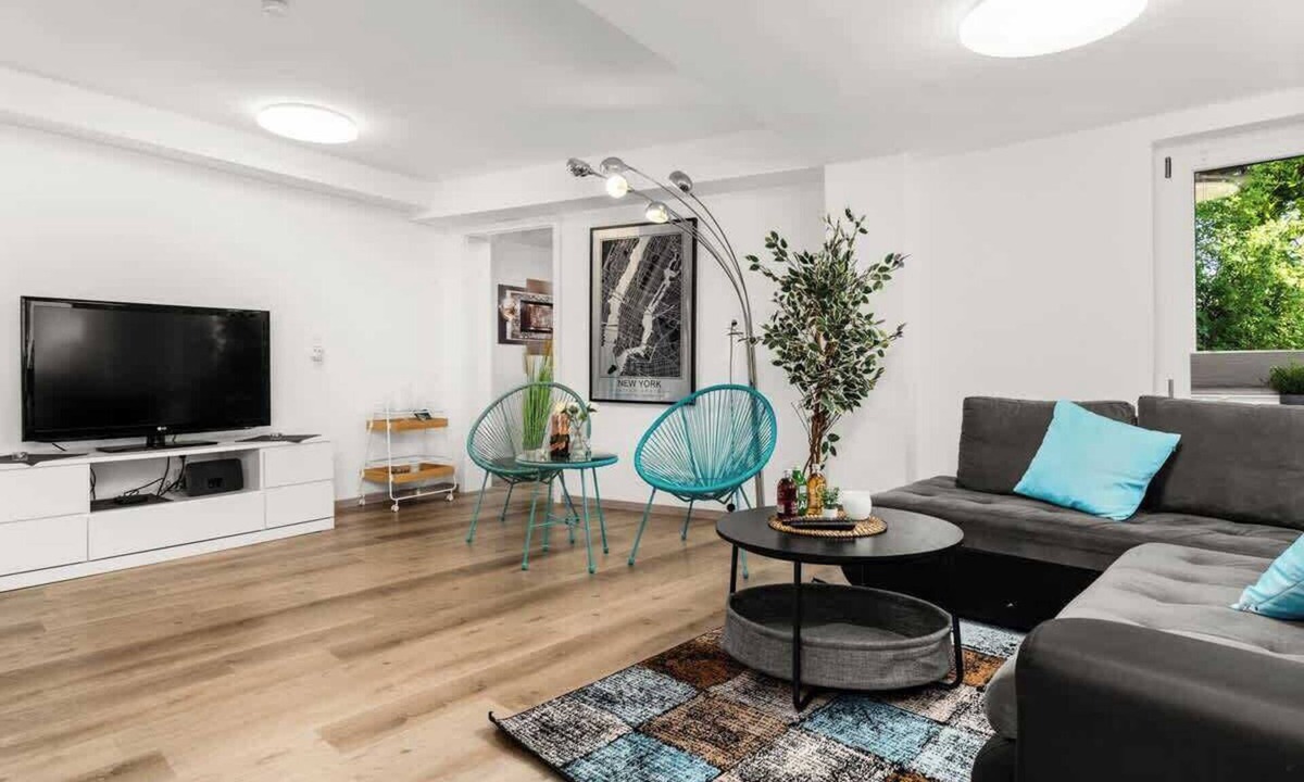 Grundschottel Condo | Mola Apartments-Wetter/5 P/Parking/Terrasse/Grill