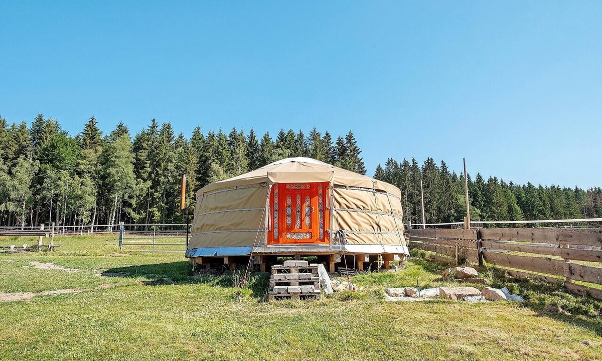 Eisenbach RV Rental | Mongolian Yurt at the Falcon’s Nest