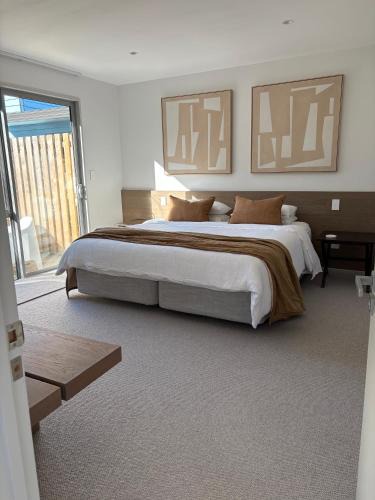 Arthur's Point Apartment | Morning Star Studio B