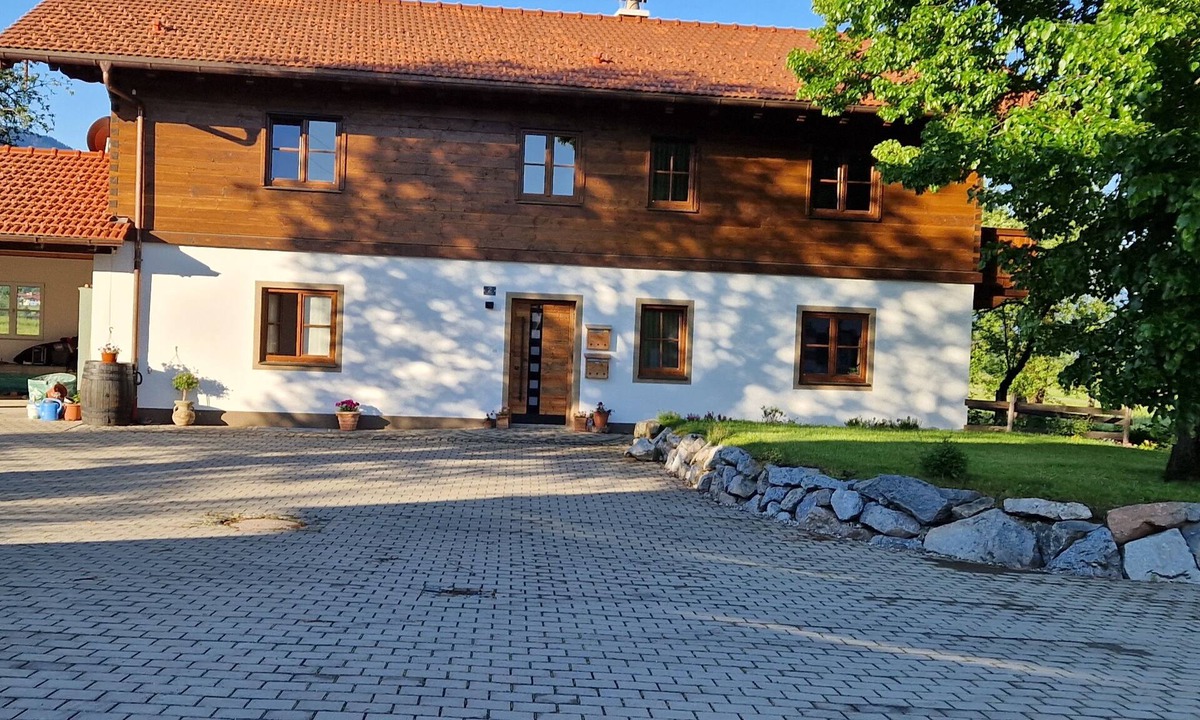 Benediktbeuern Apartment | Mountain view Bichl at the Ludlmühle