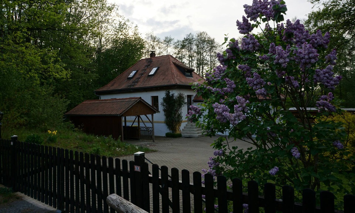 Weidenberg House | Nature cottage by the lake with river access, river hikes in the Fichtelgebirge
