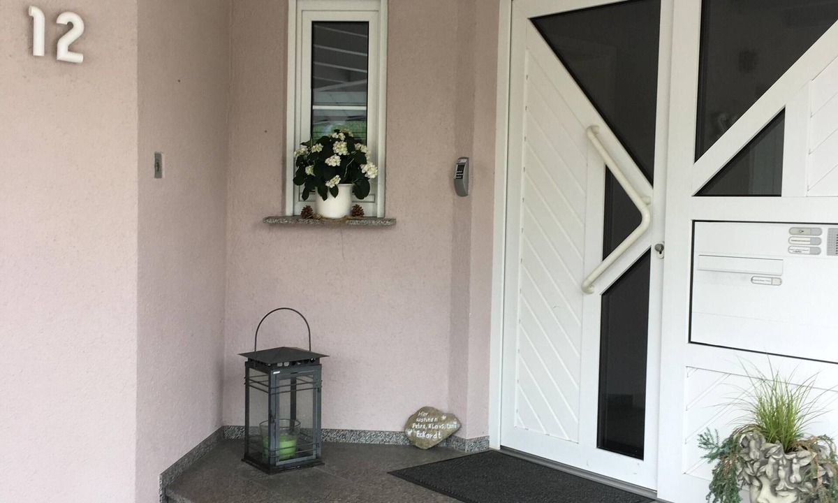 Orsingen-Nenzingen Apartment | Nellenburgblick, Large 85 sqm apartment