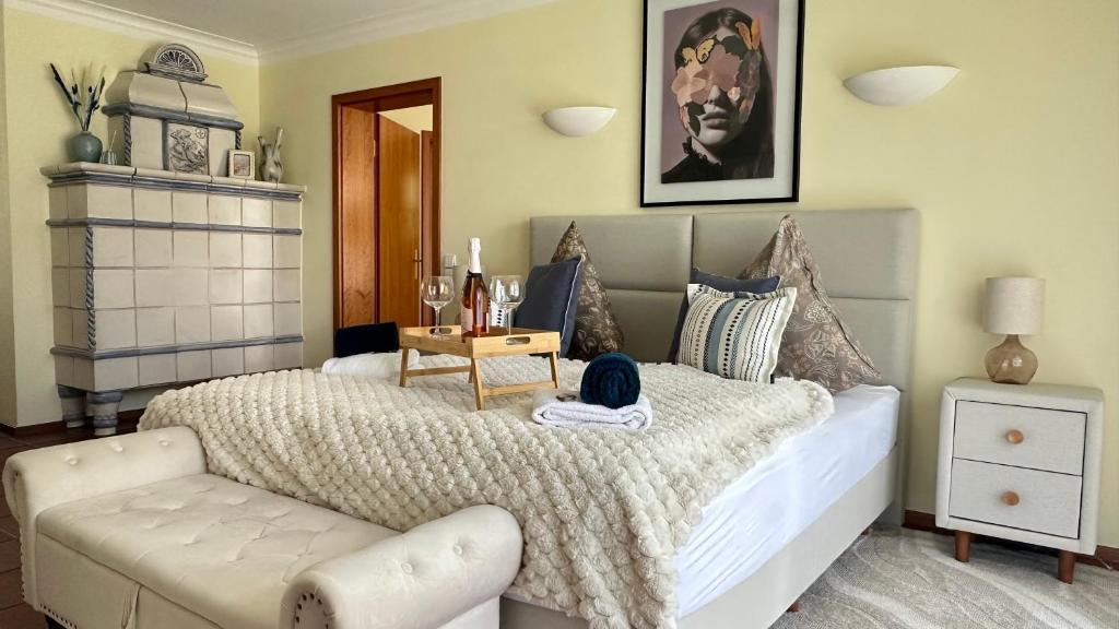 Koetz Apartment | NEUE Sonnige Villa Ferienwohnung, EIGENER WHIRLPOOL, NUR 10 min ZU Fuß VON LEGOLAND entfernt,80 m2 stillvolle Ferienwohnung NR 7 , wunderschöner Garten mit Terrasse, für den ersten Frühstück gefüllter Kühlschrank,My Luxury Apartments