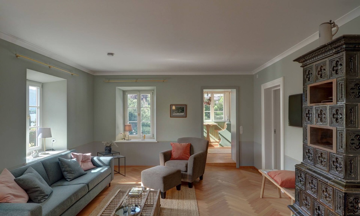 Tegernsee Apartment | New top-equipped vacation apartment - 20m to the lake in historic monastery fiefdom