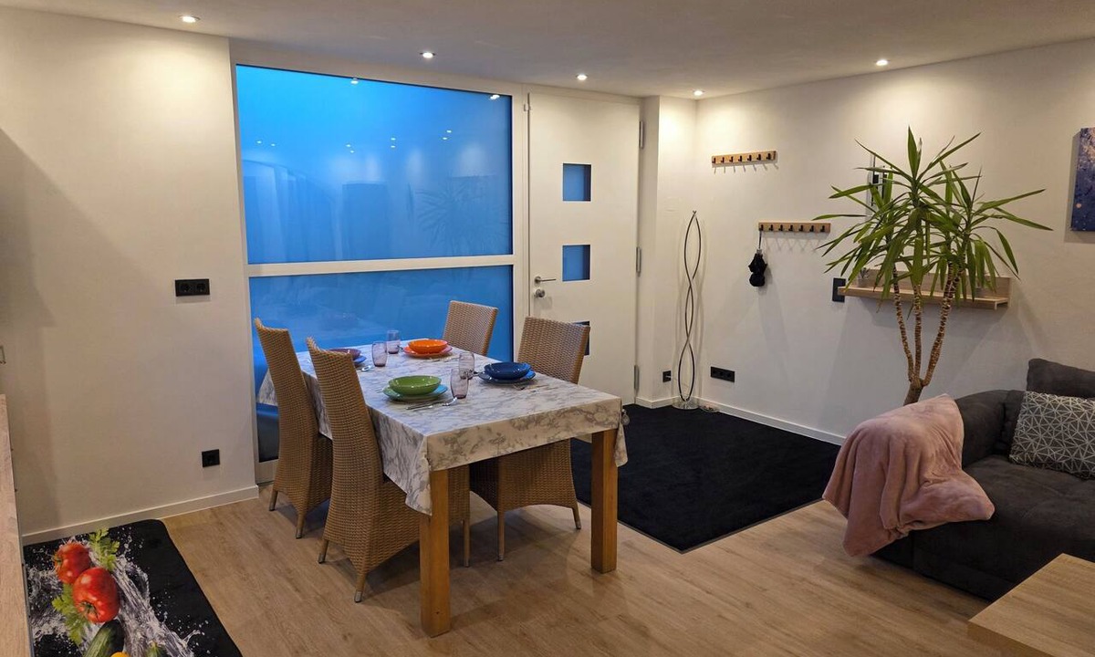 Rednitzhembach Apartment | Newly renovated apartment where you'll feel right at home