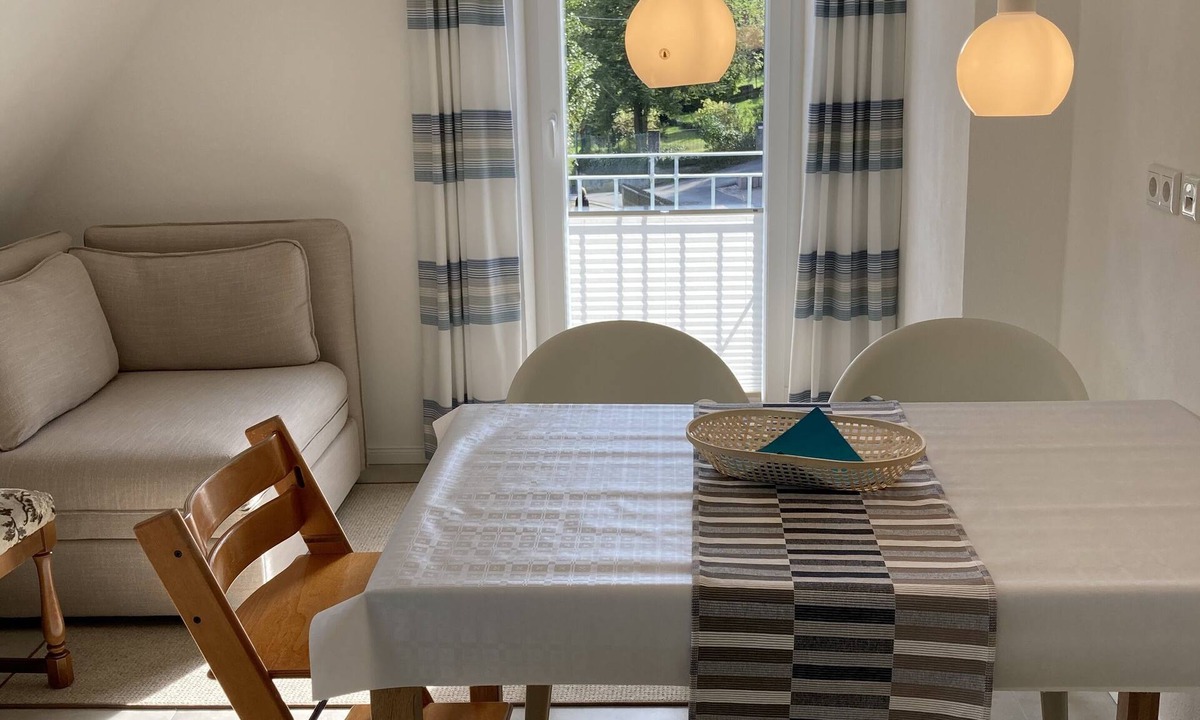 Vorra Condo | Newly renovated vacation apartment above the Pegnitz valley