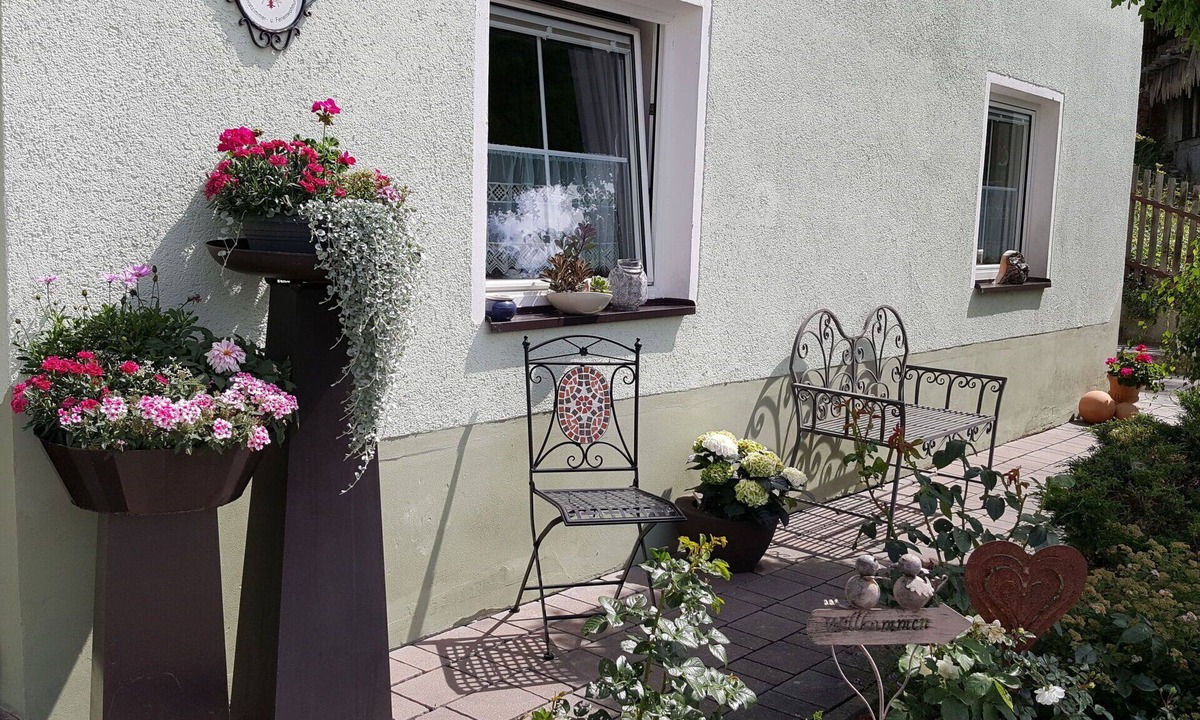Fendels Apartment | Nice apartment for 6 people with WIFI, TV, terrace and pets allowed
