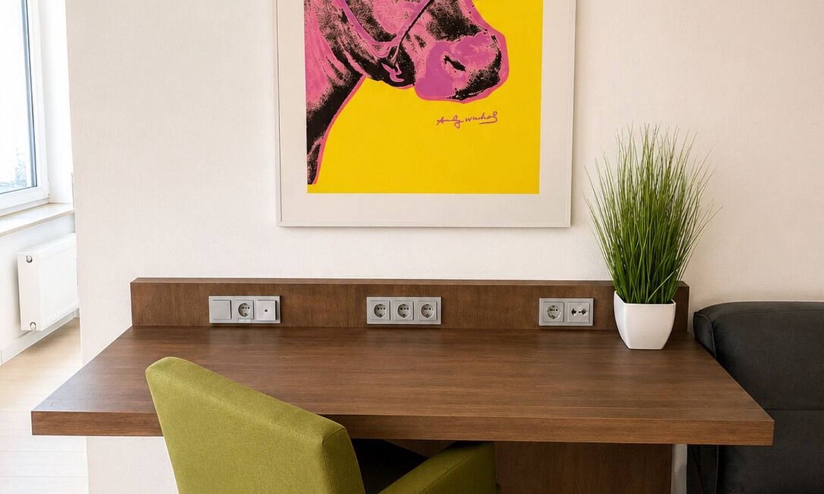 Hamm Apartment | Nice Flats Premium 4-Room, 6-Bed Apartment, 3 Bedrooms, Smart TV, Kitchen