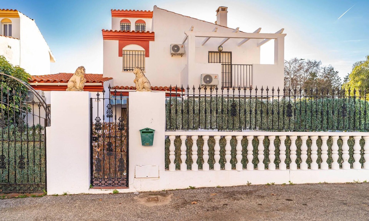 Rio Velez House | Nice home in Velez-Malaga with WiFi